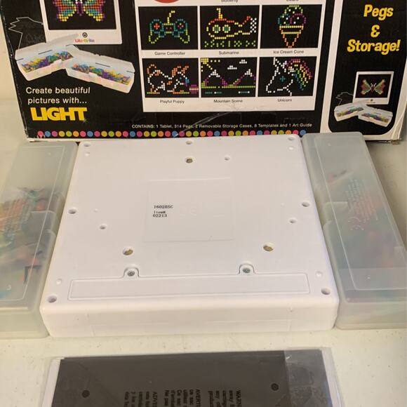 Lite-Brite Magic Screen Light Bright Bonus Set - Picture 8 of 8